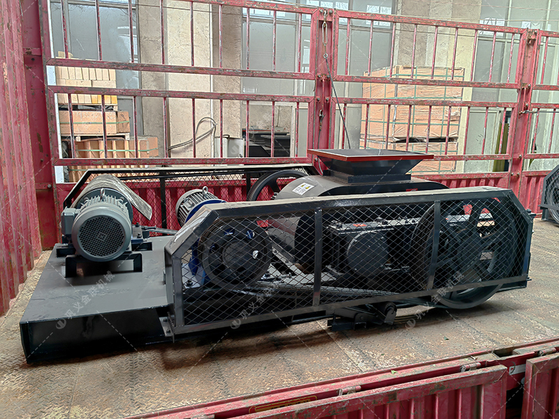 為何越來越多的礦山選擇雙齒輥而非顎式破碎機？這3點很關鍵！